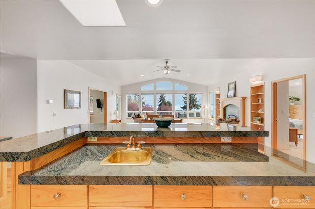 82 Montgomery Lane, Port Ludlow, WA 98365