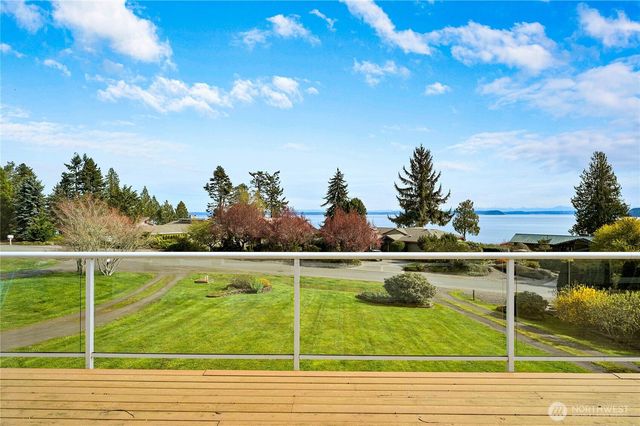 82 Montgomery Lane, Port Ludlow, WA 98365