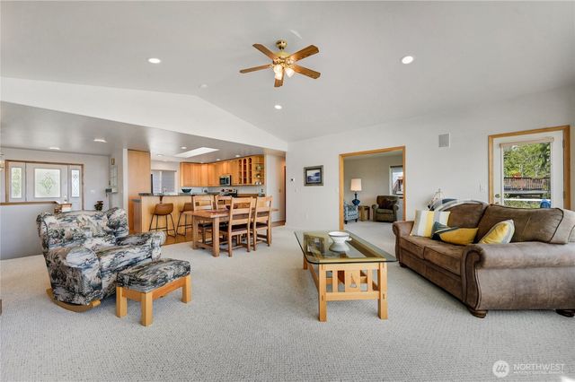 82 Montgomery Lane, Port Ludlow, WA 98365