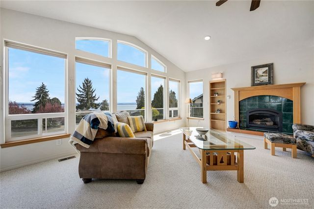 82 Montgomery Lane, Port Ludlow, WA 98365