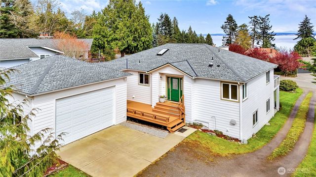82 Montgomery Lane, Port Ludlow, WA 98365
