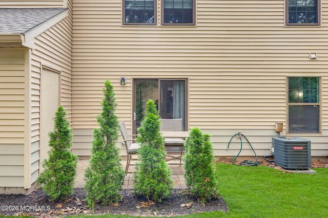14 Whispering Oaks Way 14, Jackson, NJ 08527