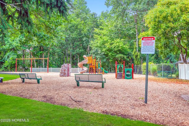 14 Whispering Oaks Way 14, Jackson, NJ 08527
