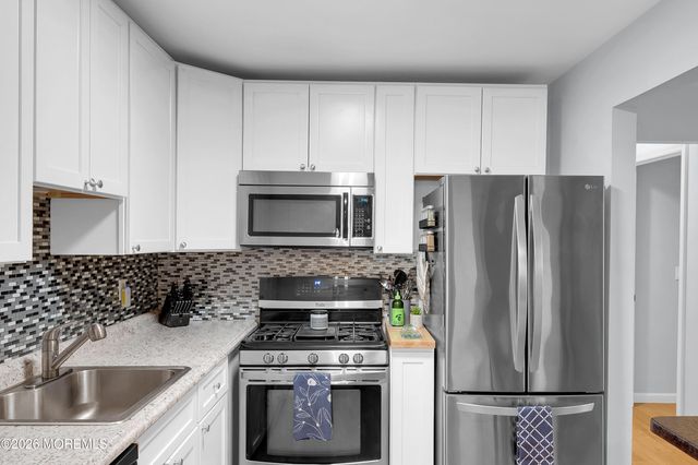 14 Whispering Oaks Way 14, Jackson, NJ 08527