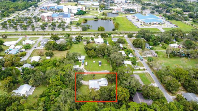 2707 Dean Drive, Fort Pierce, FL 34981