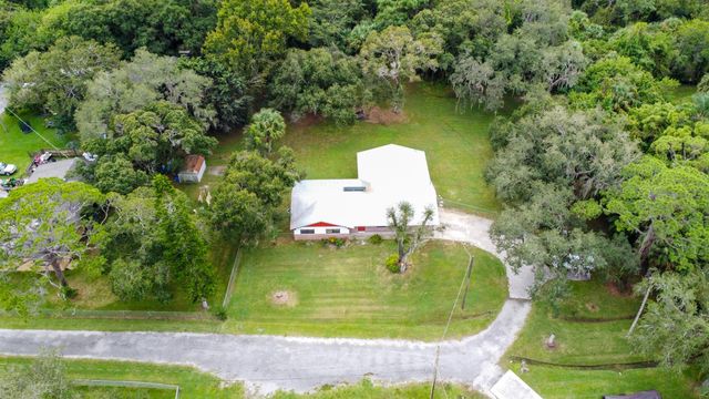 2707 Dean Drive, Fort Pierce, FL 34981