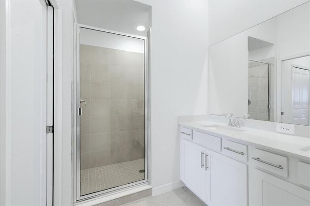 18923 SCALLOP LOOP 205, Bradenton, FL 34211
