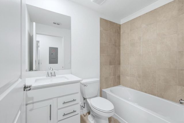 18923 SCALLOP LOOP 205, Bradenton, FL 34211