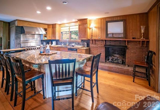 108 Beall Street NW, Lenoir, NC 28645