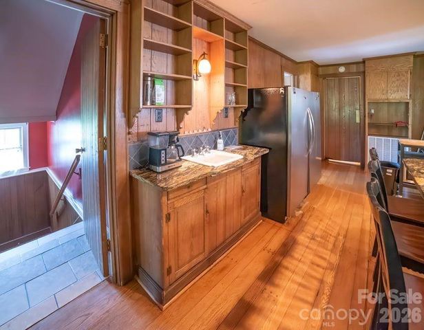 108 Beall Street NW, Lenoir, NC 28645
