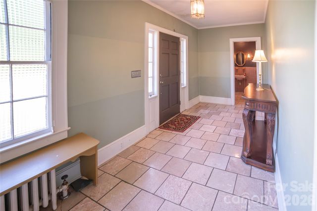108 Beall Street NW, Lenoir, NC 28645