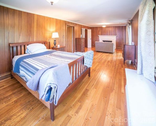 108 Beall Street NW, Lenoir, NC 28645