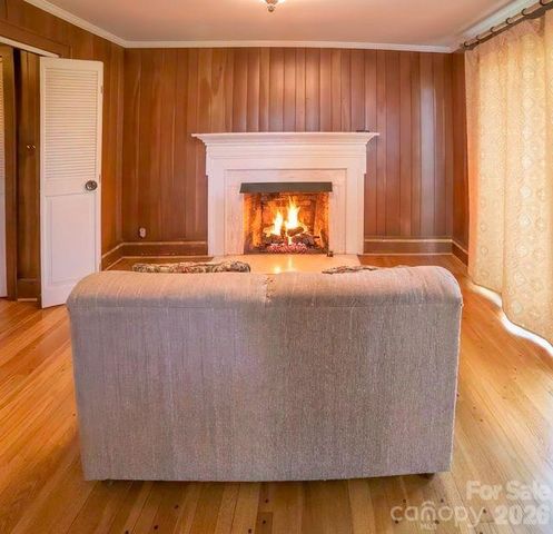 108 Beall Street NW, Lenoir, NC 28645