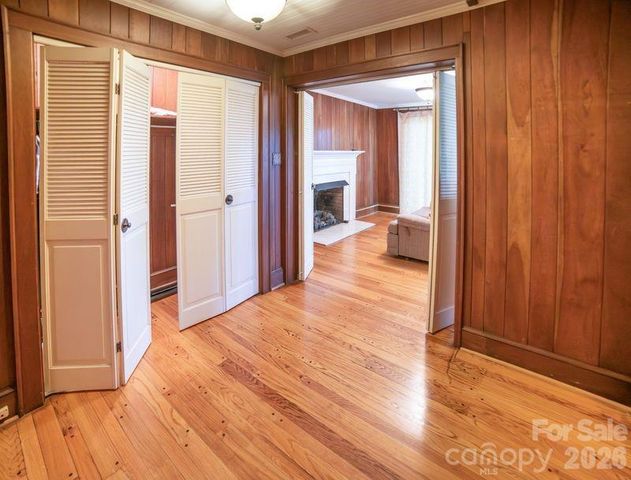 108 Beall Street NW, Lenoir, NC 28645