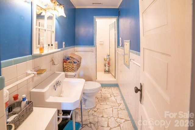 108 Beall Street NW, Lenoir, NC 28645