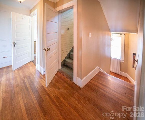 108 Beall Street NW, Lenoir, NC 28645