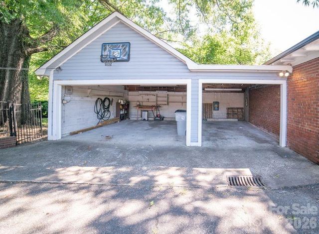 108 Beall Street NW, Lenoir, NC 28645