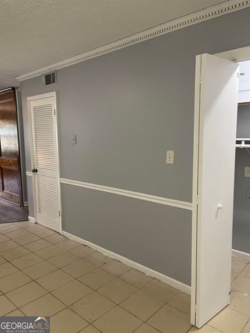 150 Hunters Lane A, Fayetteville, GA 30215