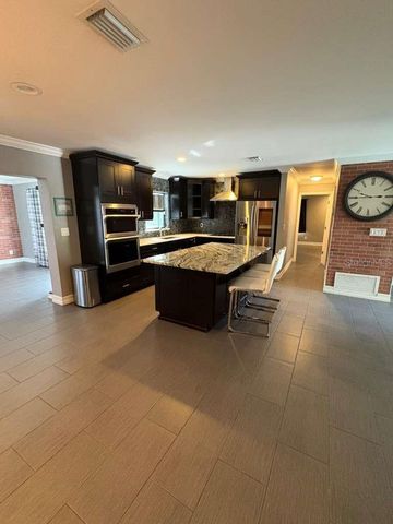 706 E 4TH STREET, Lehigh Acres, FL 33936