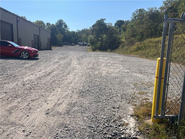 1217 Laurel Hill, Mcdonald, PA 15057