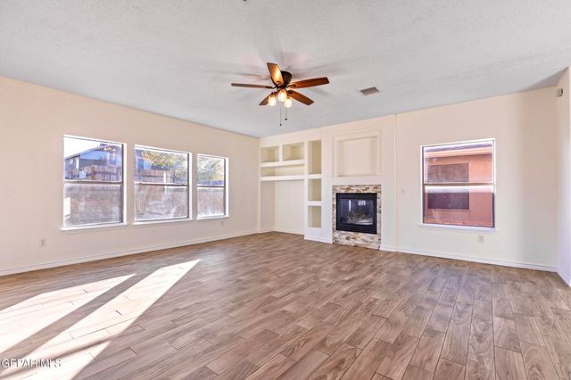 14322 SPANISH POINT Drive, El Paso, TX 79938