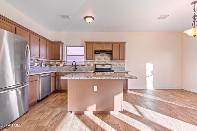 14322 SPANISH POINT Drive, El Paso, TX 79938