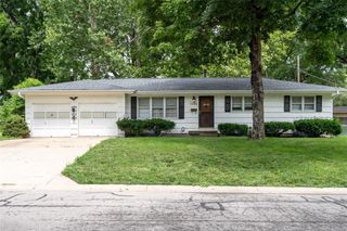 7226 Edgewood Boulevard, Shawnee, KS 66203