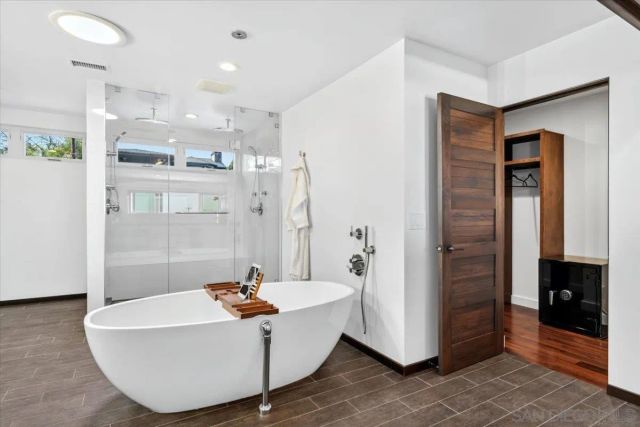1769 Plum, San Diego, CA 92106