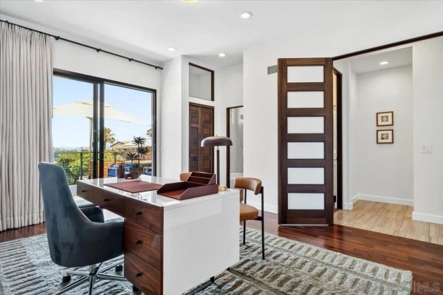 1769 Plum, San Diego, CA 92106