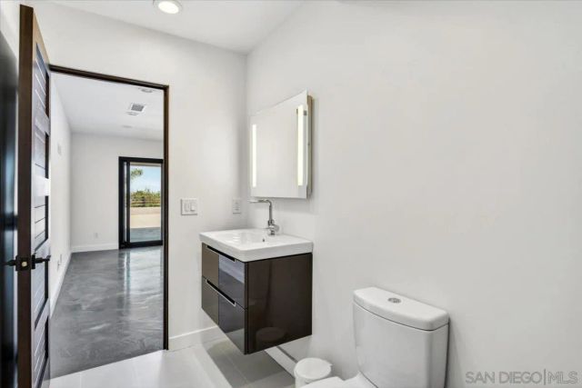 1769 Plum, San Diego, CA 92106
