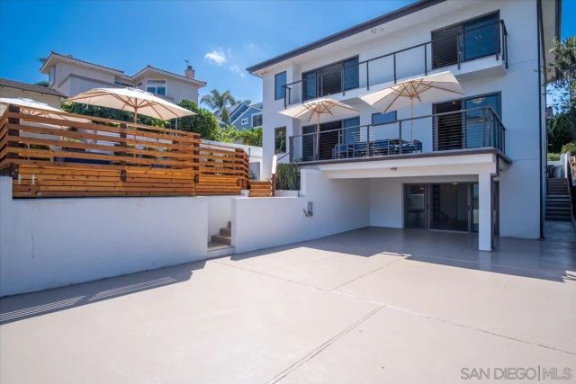1769 Plum, San Diego, CA 92106