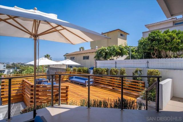 1769 Plum, San Diego, CA 92106