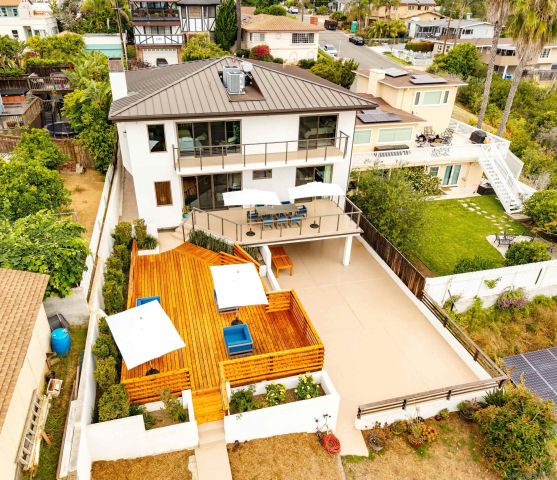 1769 Plum, San Diego, CA 92106