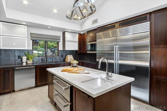 1769 Plum, San Diego, CA 92106