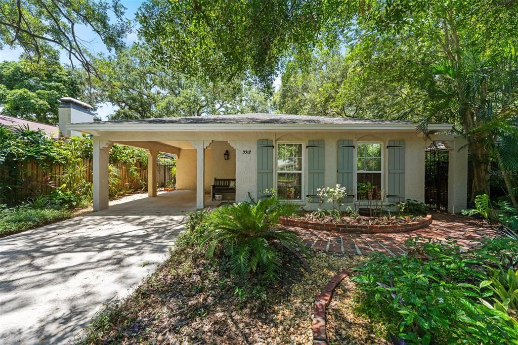 Image 2 of property listing at 3312 W CARRINGTON STREET, Tampa, FL 33611