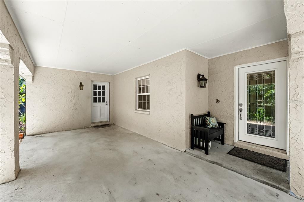 Image 21 of property listing at 3312 W CARRINGTON STREET, Tampa, FL 33611