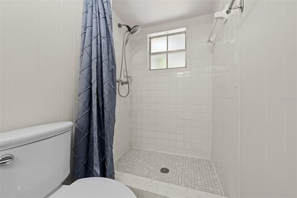 Image 36 of property listing at 3312 W CARRINGTON STREET, Tampa, FL 33611
