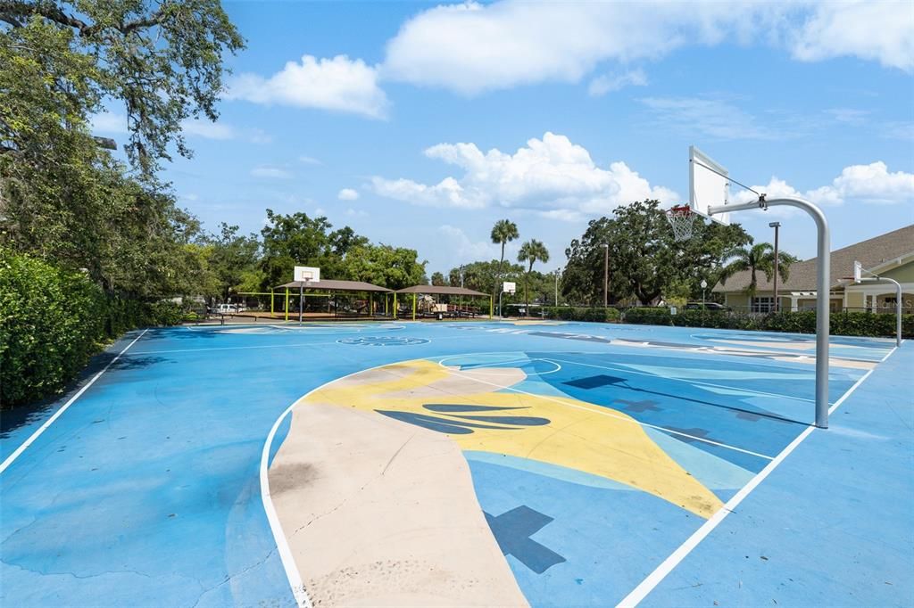 Image 48 of property listing at 3312 W CARRINGTON STREET, Tampa, FL 33611