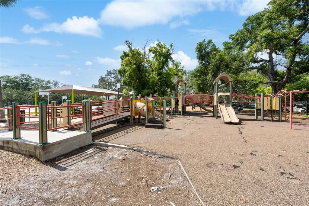 Image 49 of property listing at 3312 W CARRINGTON STREET, Tampa, FL 33611