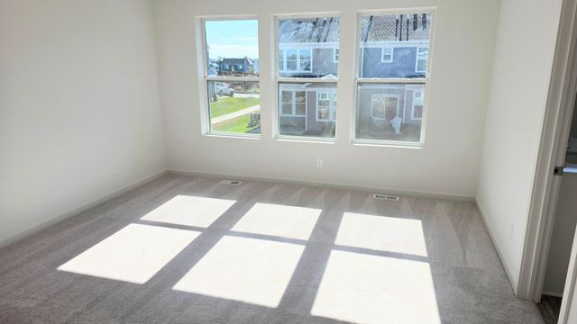 4745 AirLake Drive, Woodbury, MN 55129