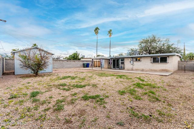 6501 E Brooks Drive, Tucson, AZ 85730