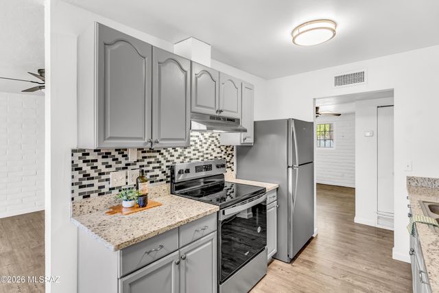 6501 E Brooks Drive, Tucson, AZ 85730