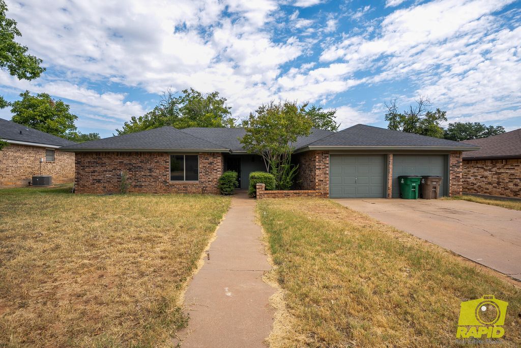 Image 1 of property listing at 3822 Driftwood Drive, San Angelo, TX 76904