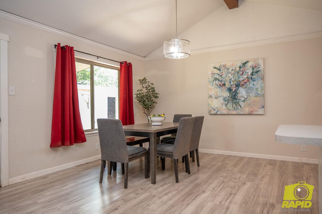Image 10 of property listing at 3822 Driftwood Drive, San Angelo, TX 76904