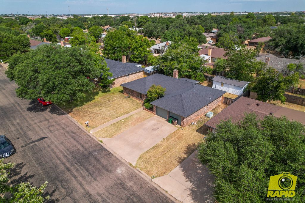Image 36 of property listing at 3822 Driftwood Drive, San Angelo, TX 76904