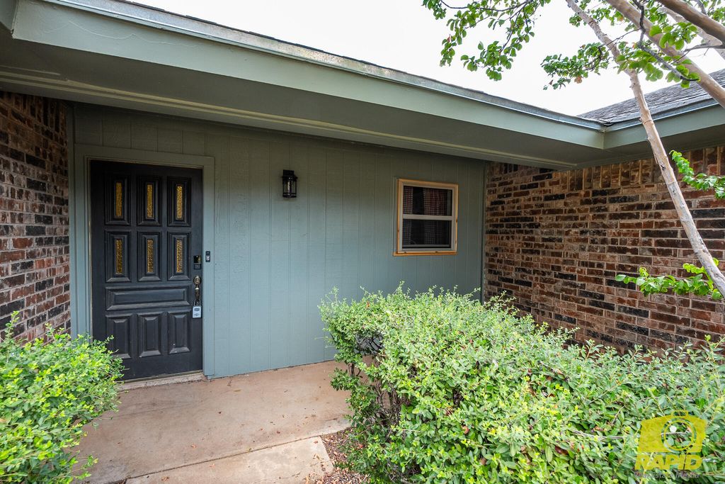 Image 6 of property listing at 3822 Driftwood Drive, San Angelo, TX 76904