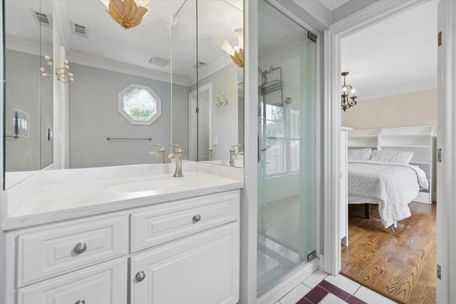 1330 Maple Avenue, Downers Grove, IL 60515