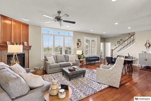 7100 NW 4th Street, Lincoln, NE 68521