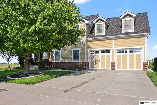 7100 NW 4th Street, Lincoln, NE 68521