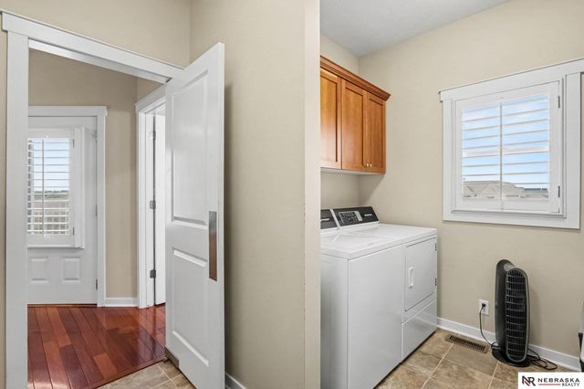 7100 NW 4th Street, Lincoln, NE 68521